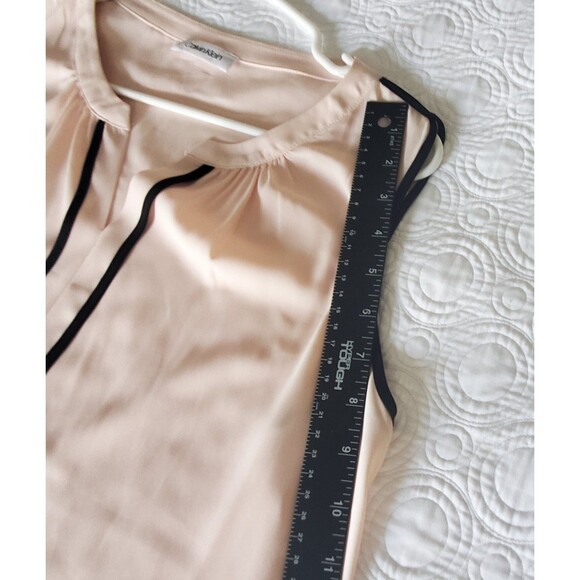 Calvin Klein Womens Blouse Size Large Soft Pink With Black Trim Sleeveless - Picture 5 of 5
